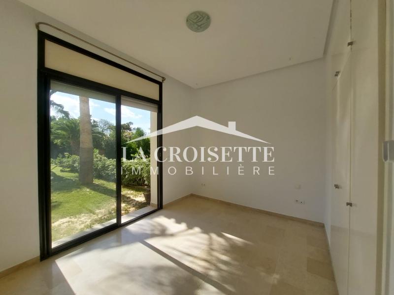 Villa S+3 avec piscine à Gammarth